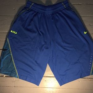 Nike Lebron DRI-FIT Shirts Size Medium